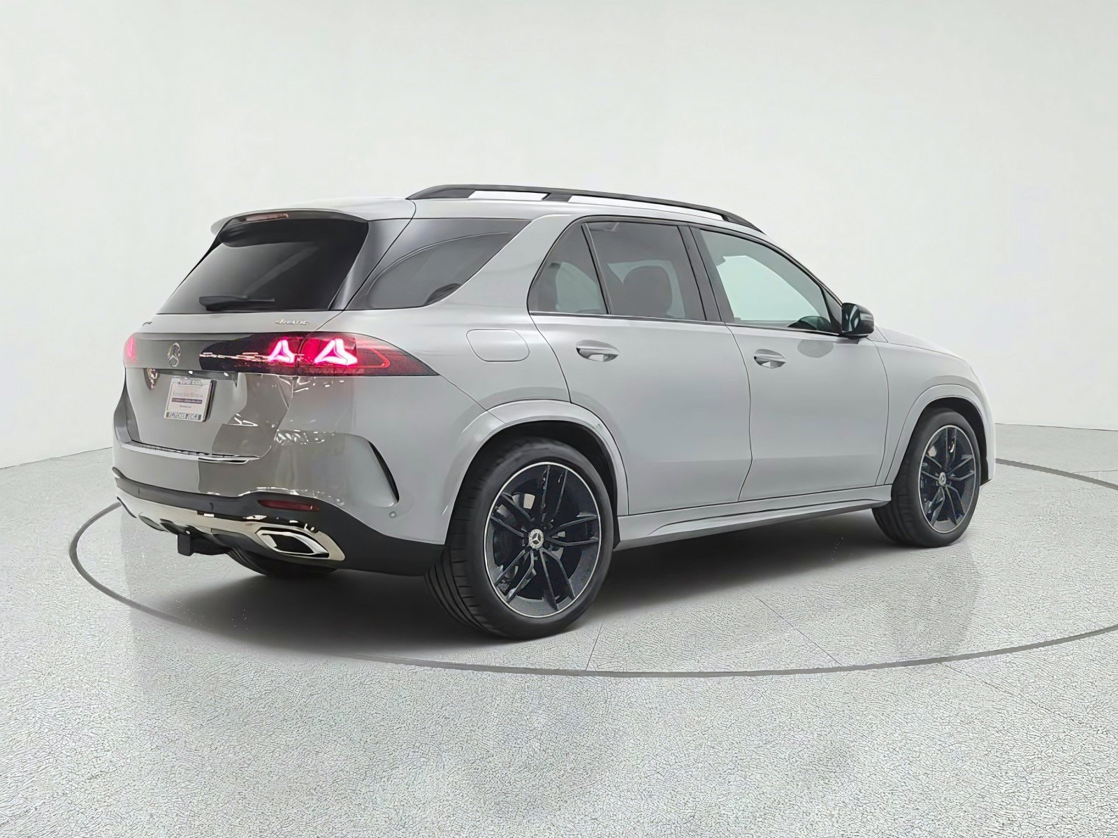 New 2027 MANUFAKTUR Alpine Grey Mercedes-Benz GLE 450 4MATIC® SUV image 26