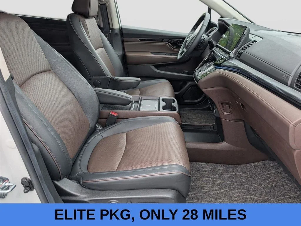 Used 2025 White Honda Elite image 9