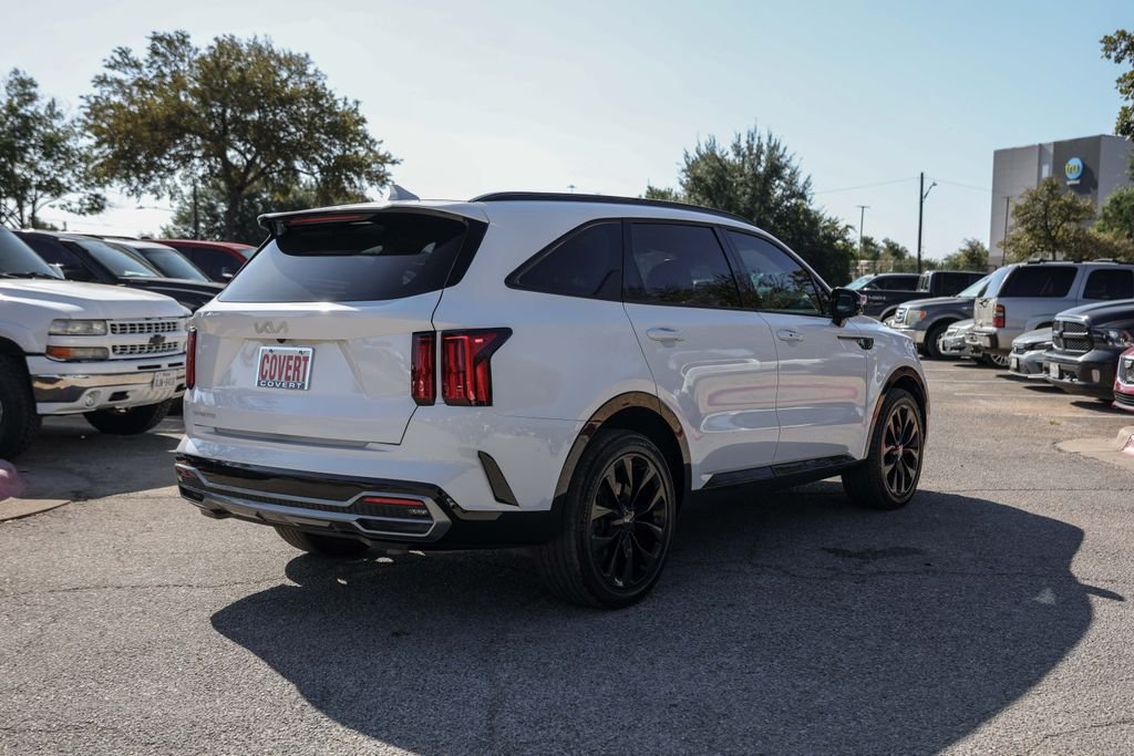 Used 2023 White Kia SX image 7