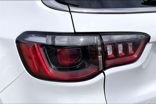 Used 2025 White Jeep Limited image 28