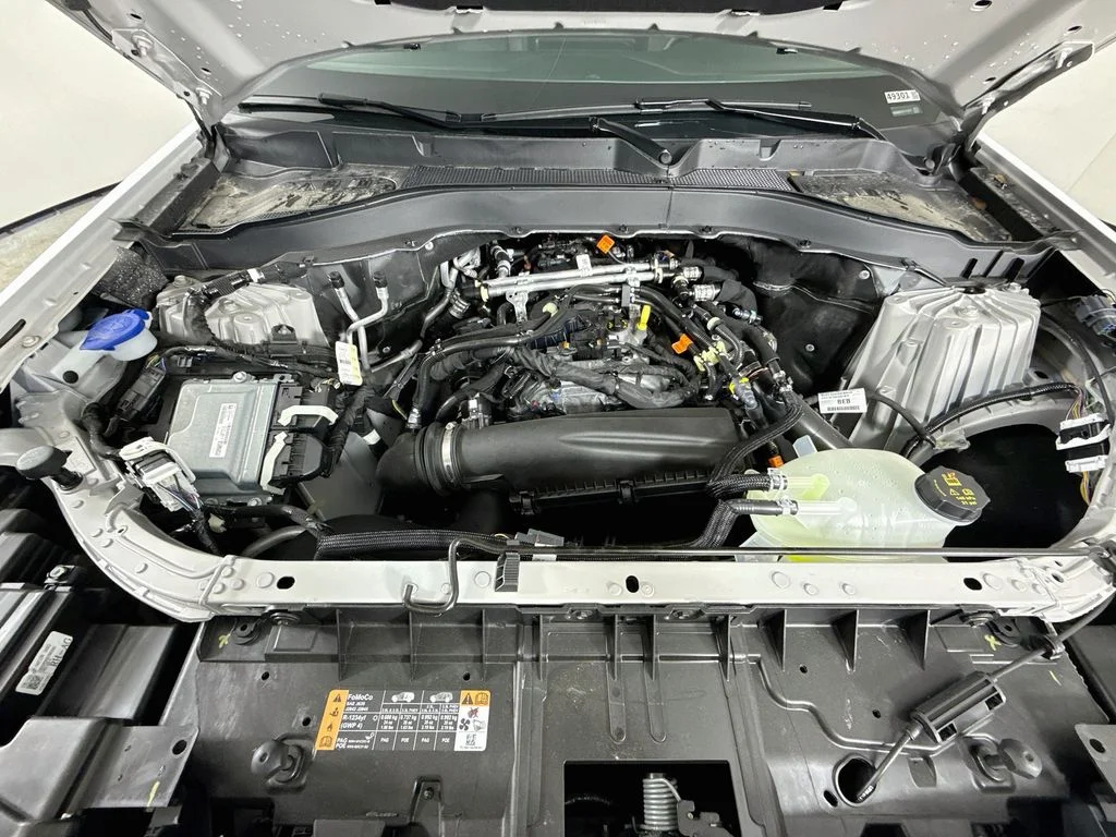 New 2026 Space White Metallic Ford Active w/200A Pkg image 29