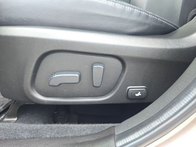 2015 Subaru Forester i Touring - Photo 18