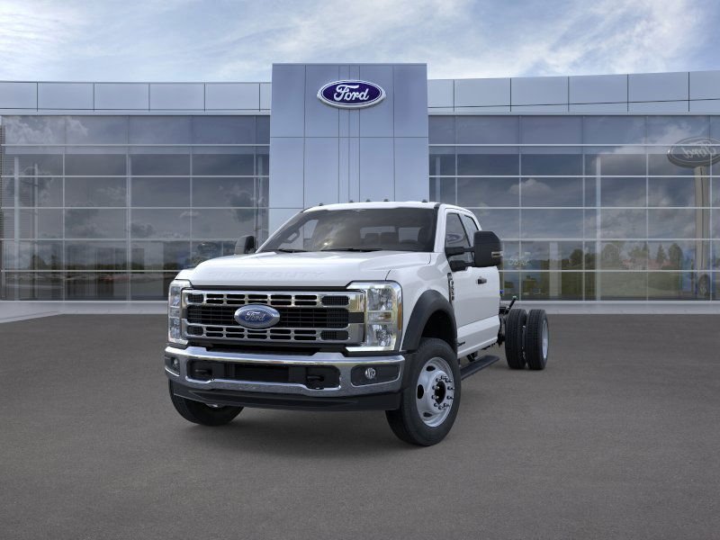 2026 Ford F-550 Super Duty Chassis Cab XLT
