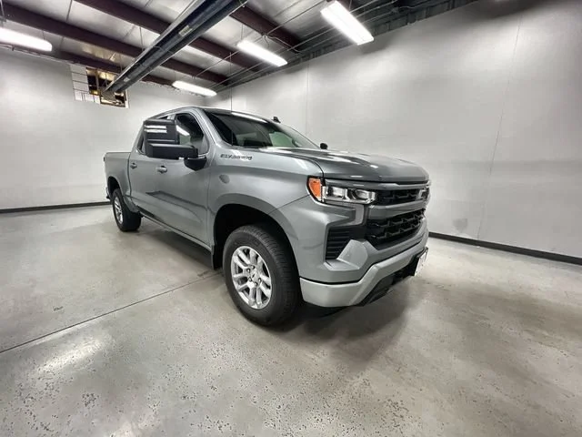 New 2026 Sterling Gray Metallic Chevrolet RST image 2
