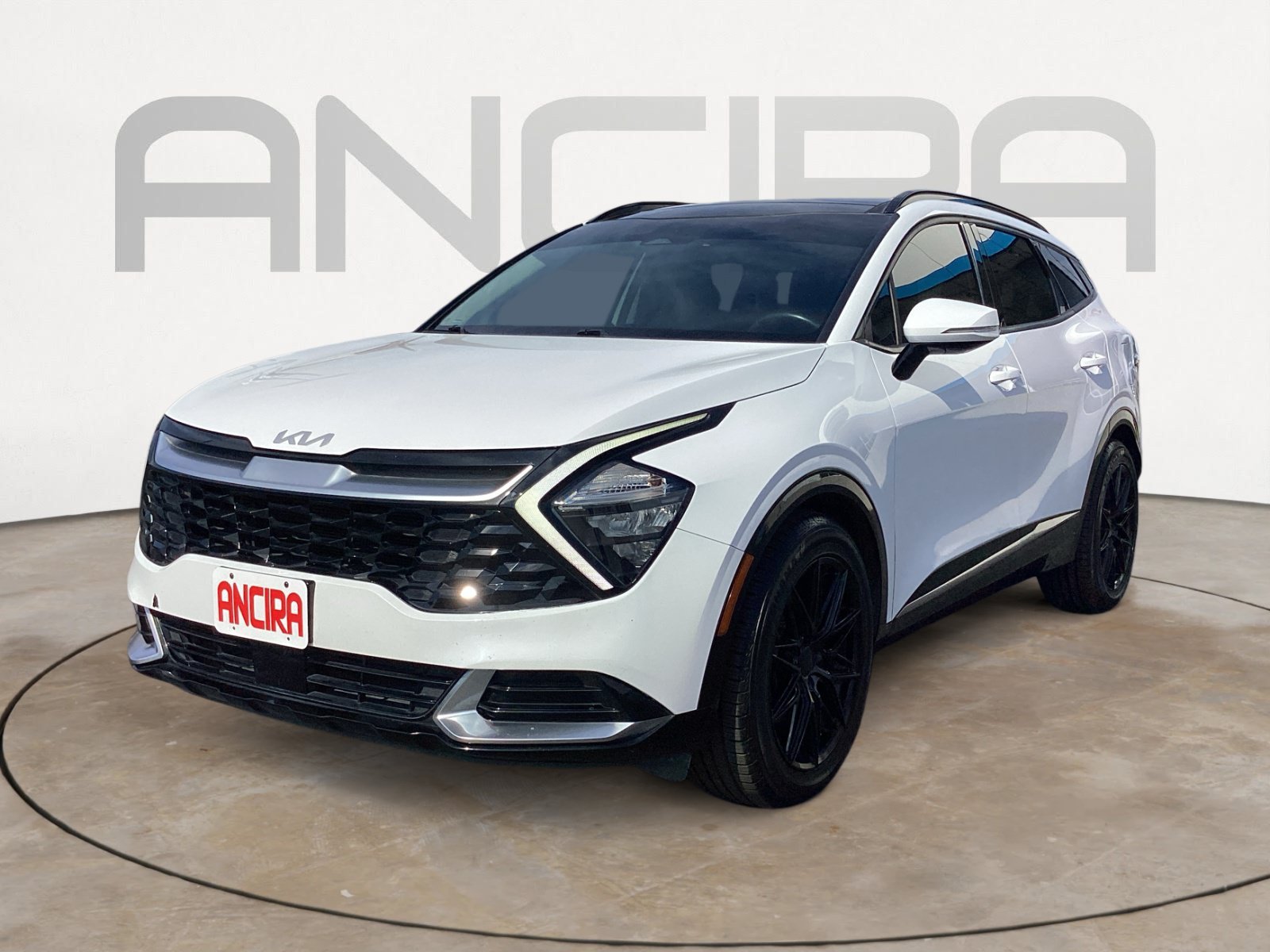 Used 2023 White Kia SX image 9