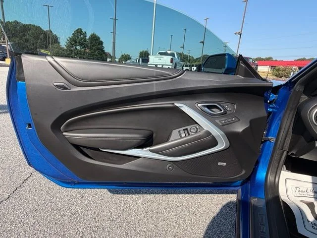 Used 2017 Blue Chevrolet SS image 9