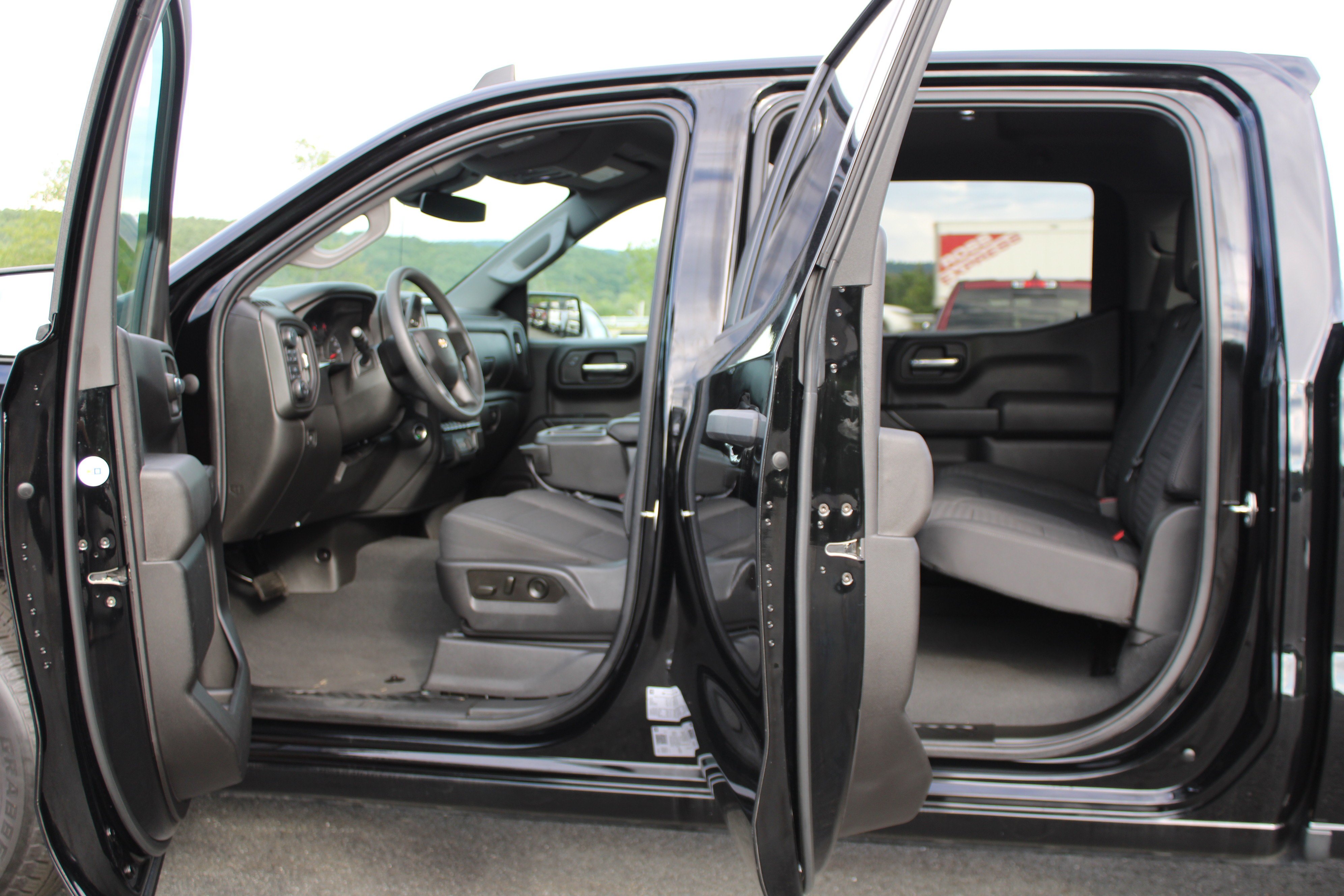 Used 2023 Black Chevrolet Custom image 15