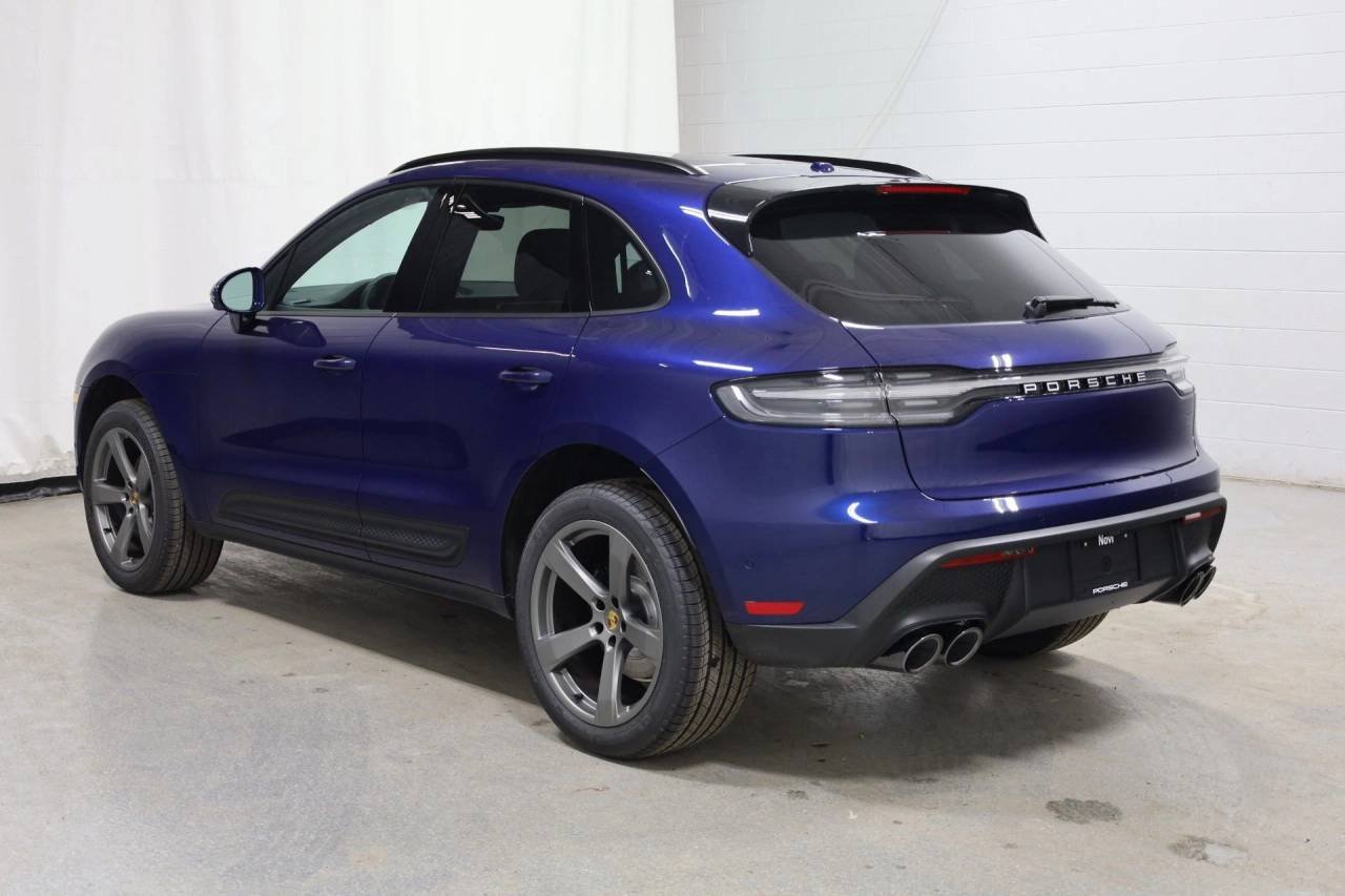 Used 2026 Gentian Blue Metallic Porsche  image 3