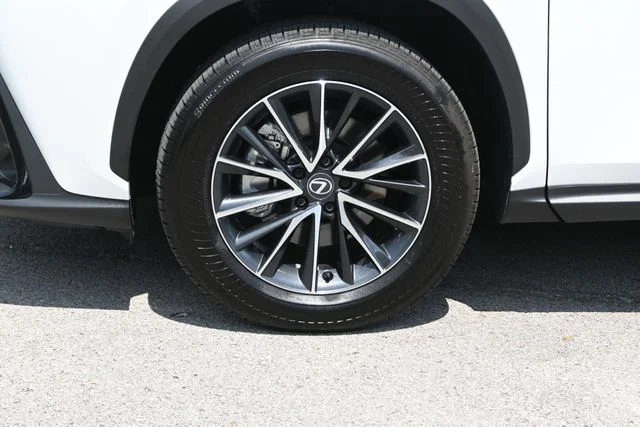 Certified Used 2025 EMINENT WHITE PEARL Lexus 350 Premium image 15