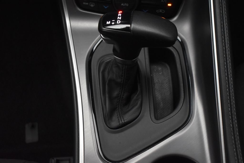 Used 2021 Red Dodge SXT image 26