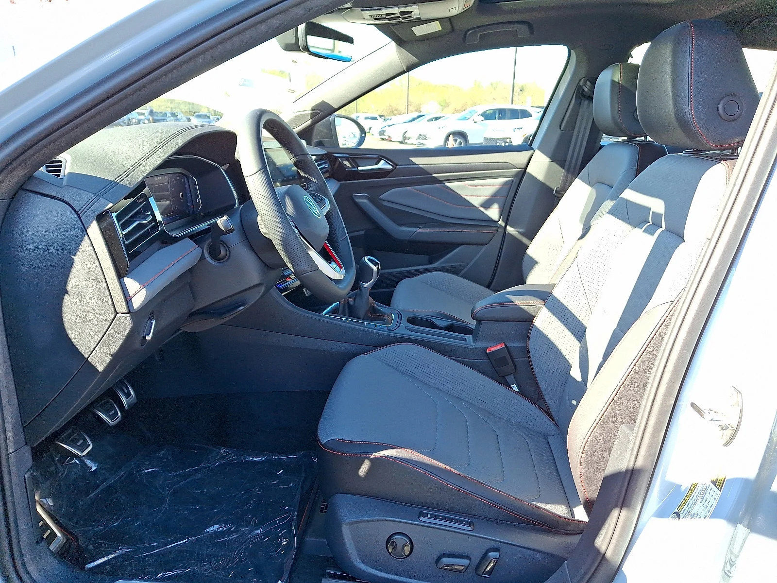 New 2026 Monument Gray w/Deep Black Roof - 9711 Volkswagen Autobahn image 10