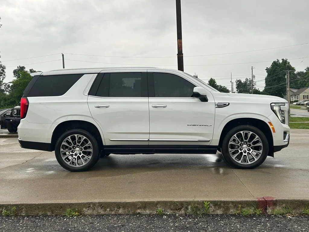 Used 2025 White GMC Denali image 5