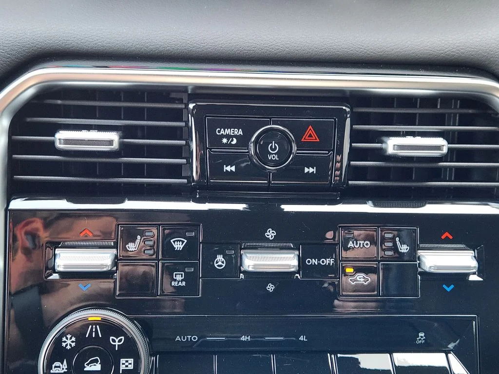 New 2026 Alpine Metallic Nissan SL image 15