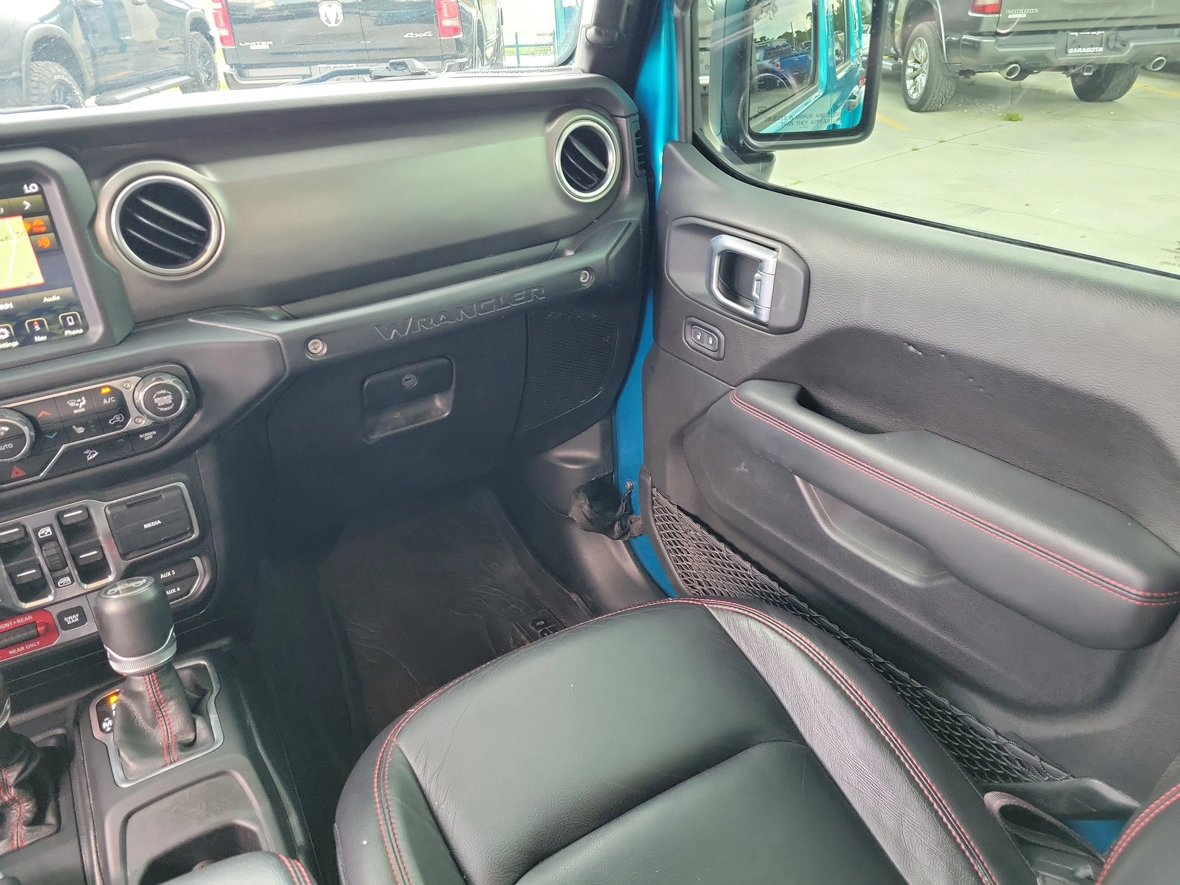 Used 2019 Bikini Pearlcoat Jeep Rubicon image 18