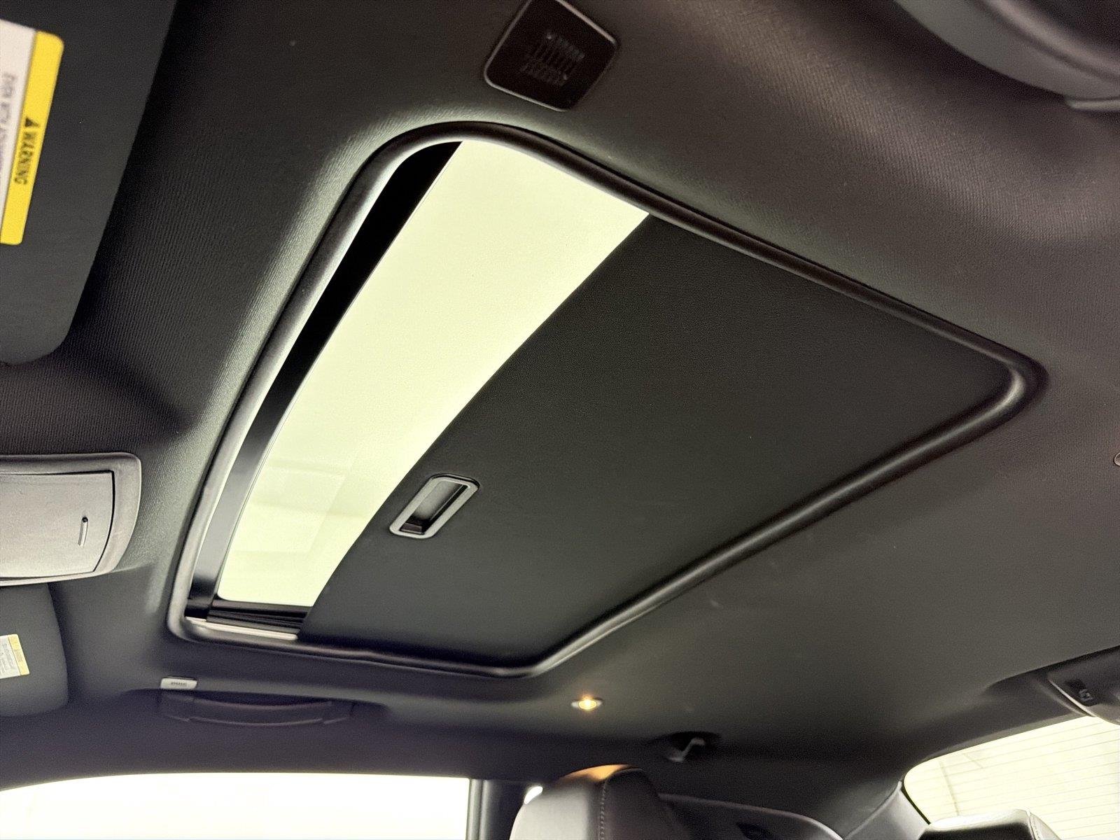 Used 2023 Pitch Black Clearcoat Dodge R/T image 29