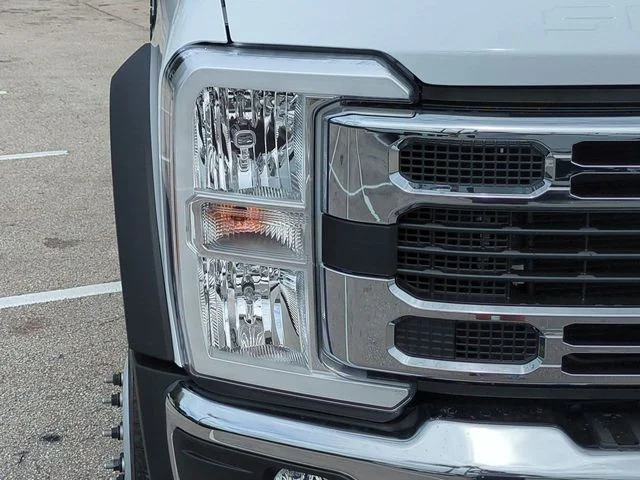 New 2026 Oxford White Ford F-550® XL image 10