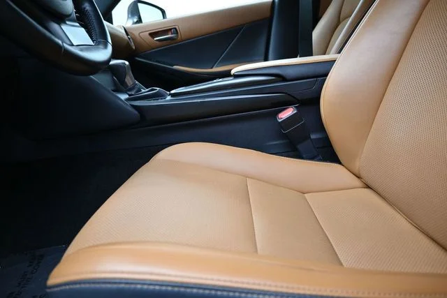 Used 2024 Silver Lexus 300 image 20