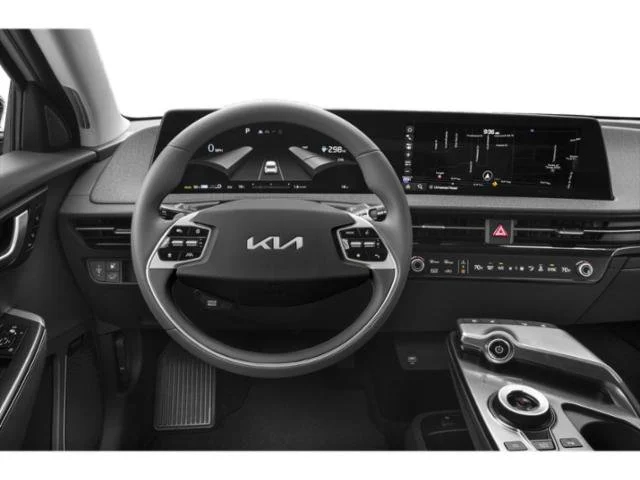 Used 2023 White Kia Wind image 10