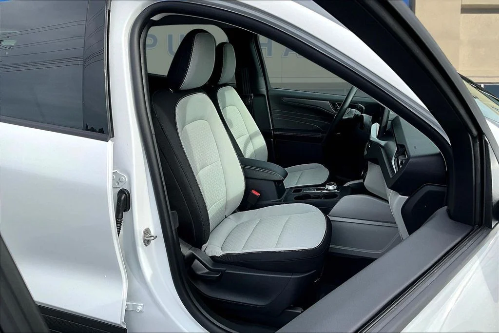 2026 Ford Escape Active - Photo 11