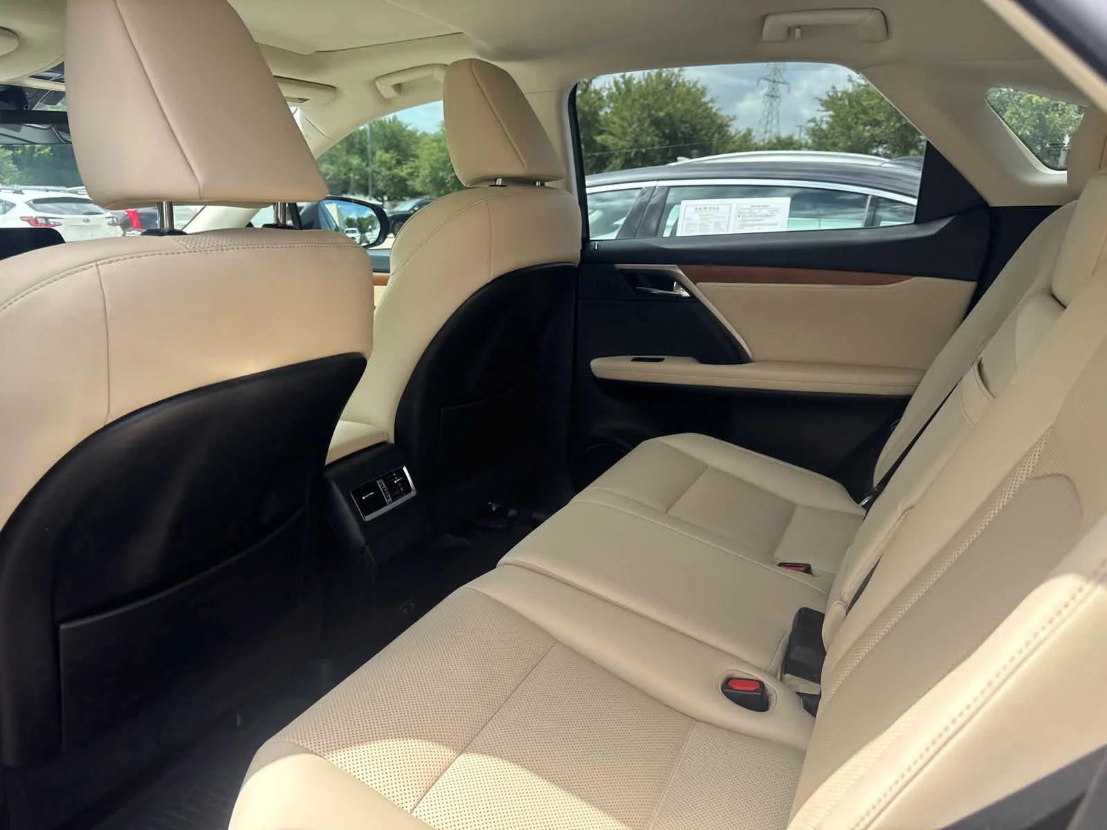 Used 2022 Nightfall Mica Lexus  image 17