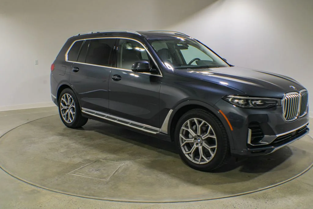 Used 2020 Gray Metallic BMW xDrive40i image 7