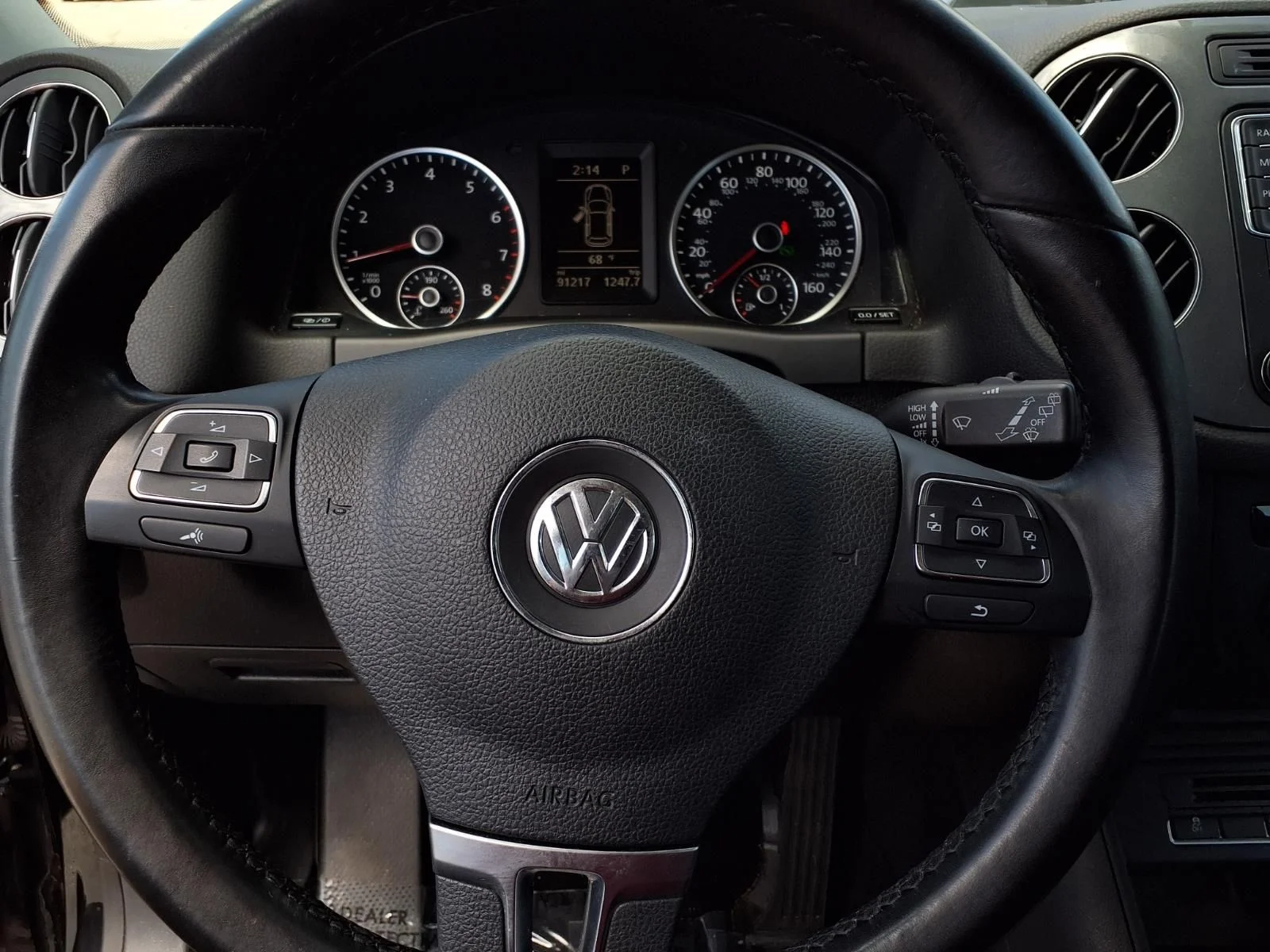 Used 2017 Black Volkswagen 2.0T image 14