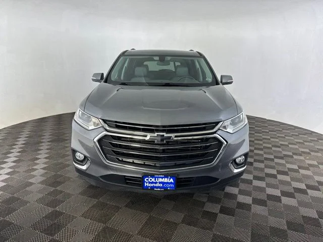 Used 2019 Gray Chevrolet 3LT image 2