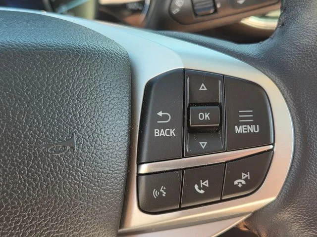 Used 2023 White Ford Limited image 25