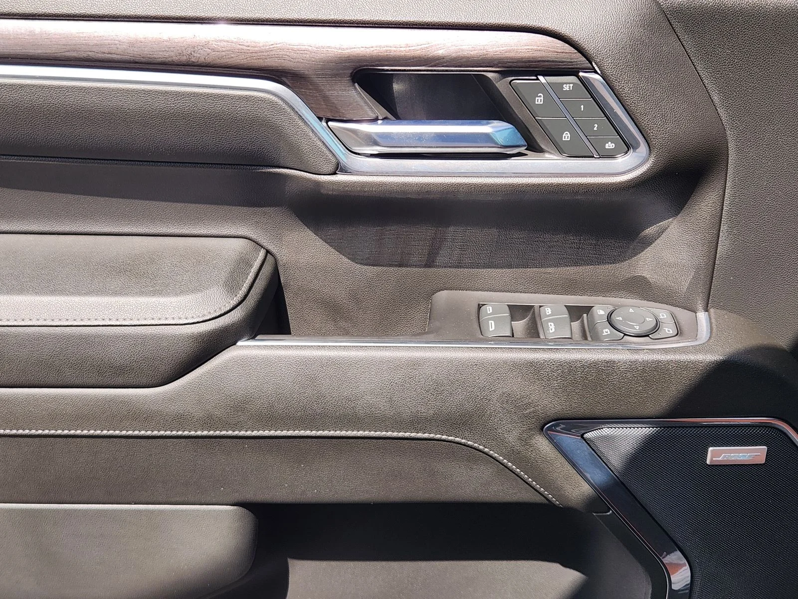 Used 2024 Brown Chevrolet LTZ image 22