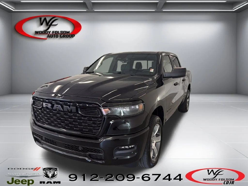 New 2027 Diamond Black Crystal Pearl-Coat Exterior Paint RAM Express image 1