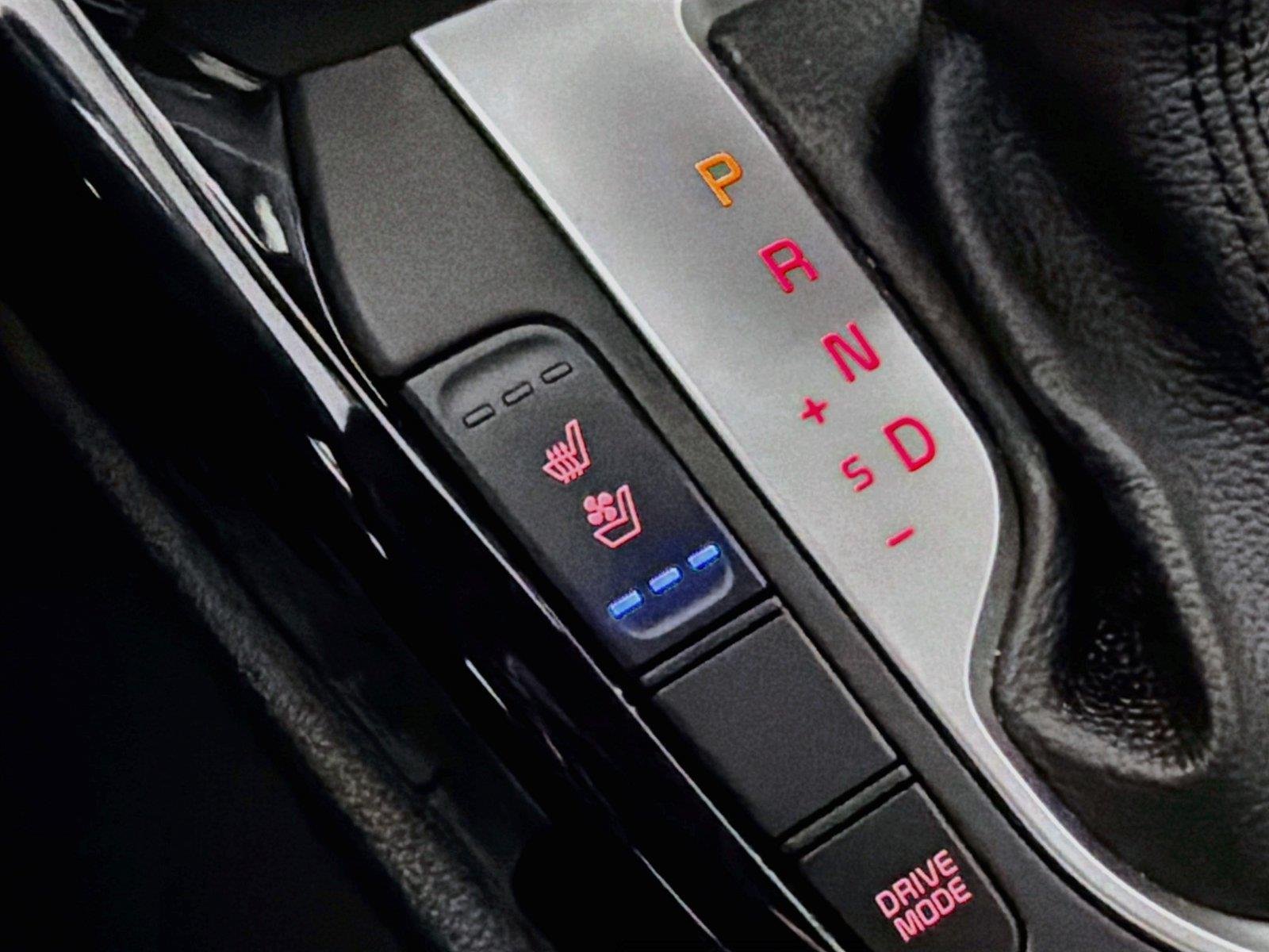 Used 2022 Aurora Black Kia GT-Line image 20