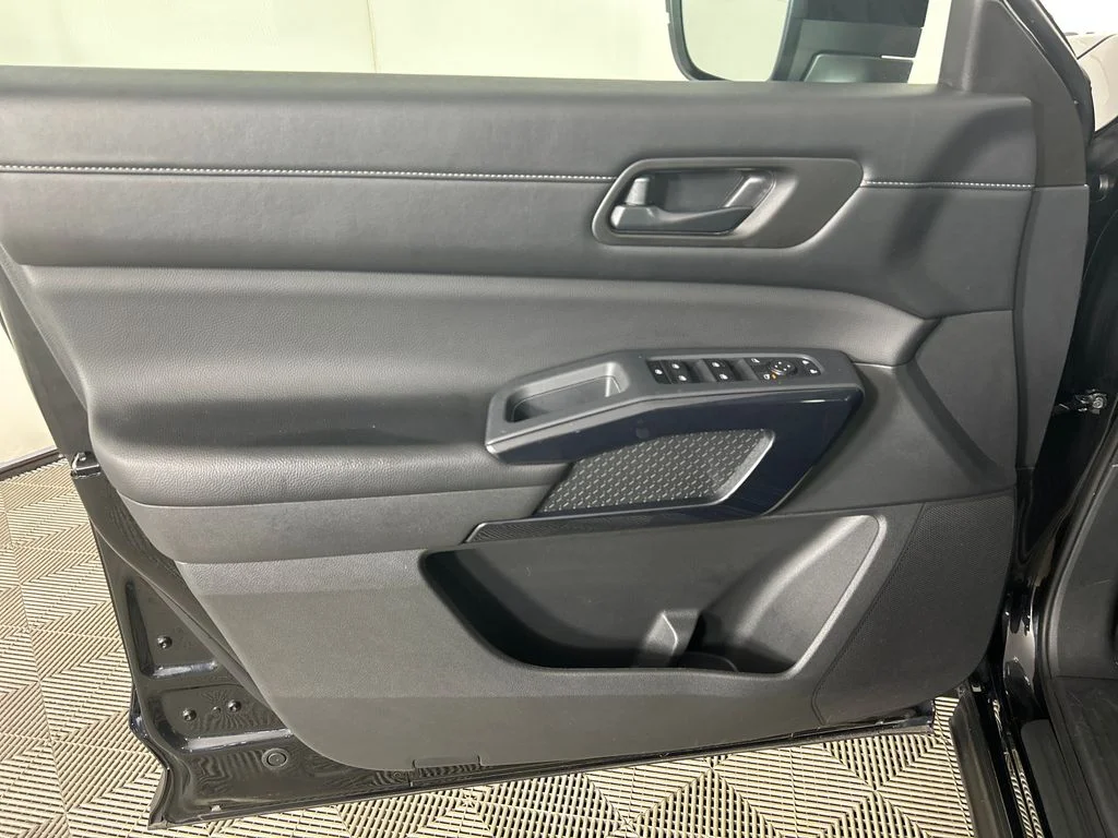 Used 2024 Black Nissan S image 11