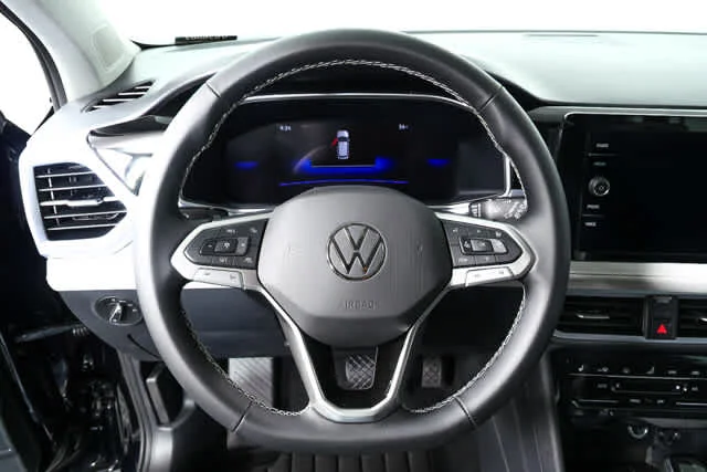 New 2026 Deep Black Pearl Volkswagen SE image 8