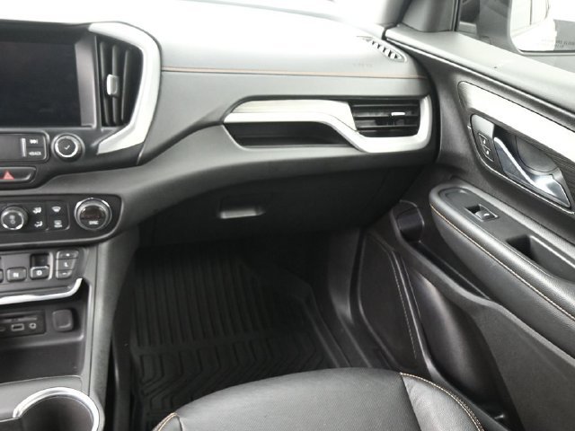 Used 2019 White GMC SLT image 25