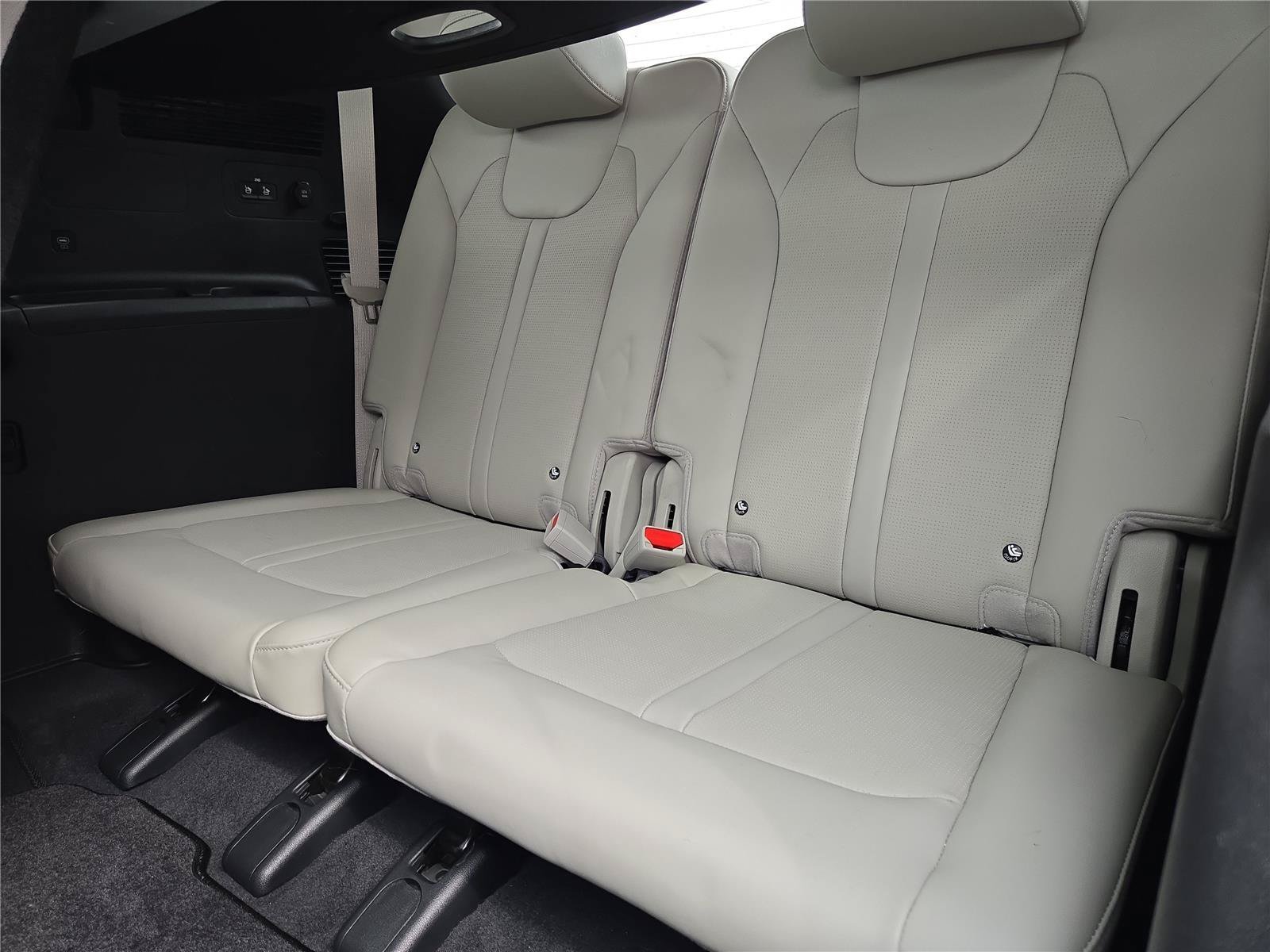 Certified Used 2025 Glacial White Pearl Kia S image 13