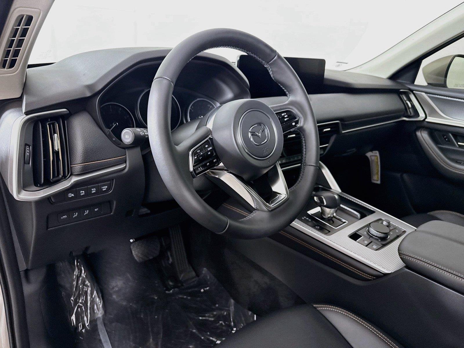 New 2026 Platinum Quartz Metallic Mazda 3.3 Turbo Preferred AWD image 13
