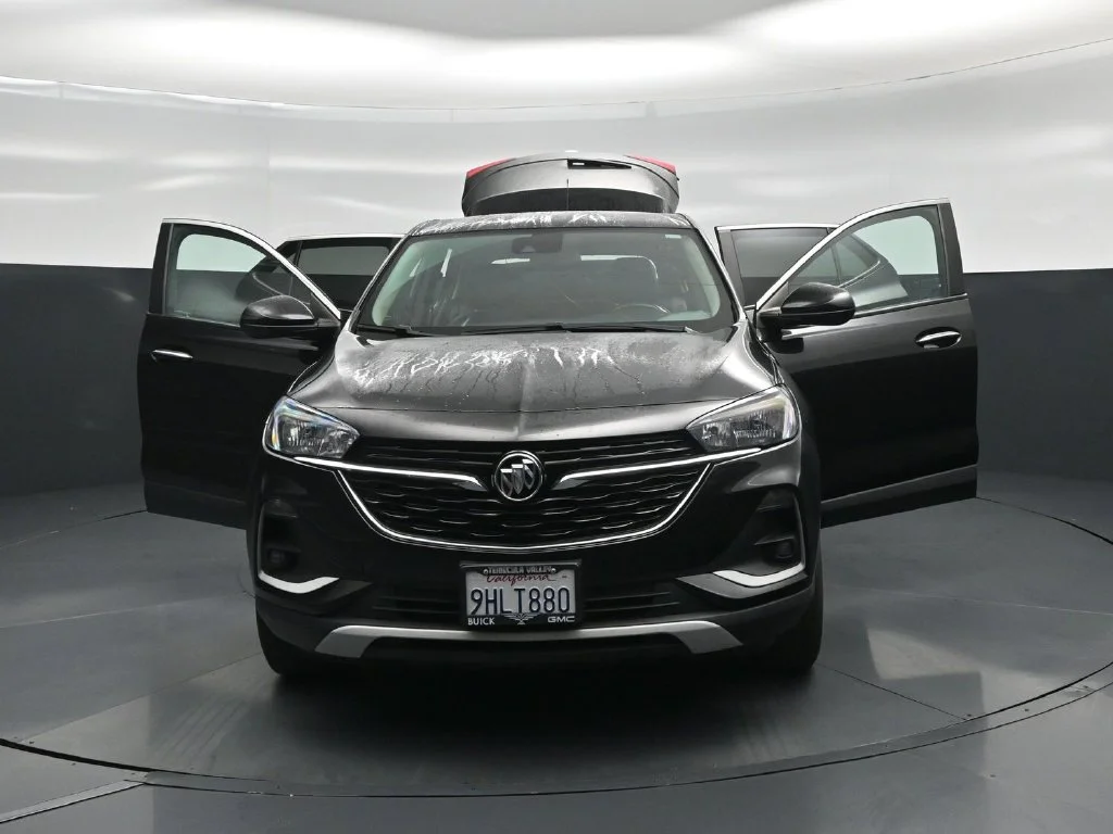 Used 2023 Black Buick Preferred image 27