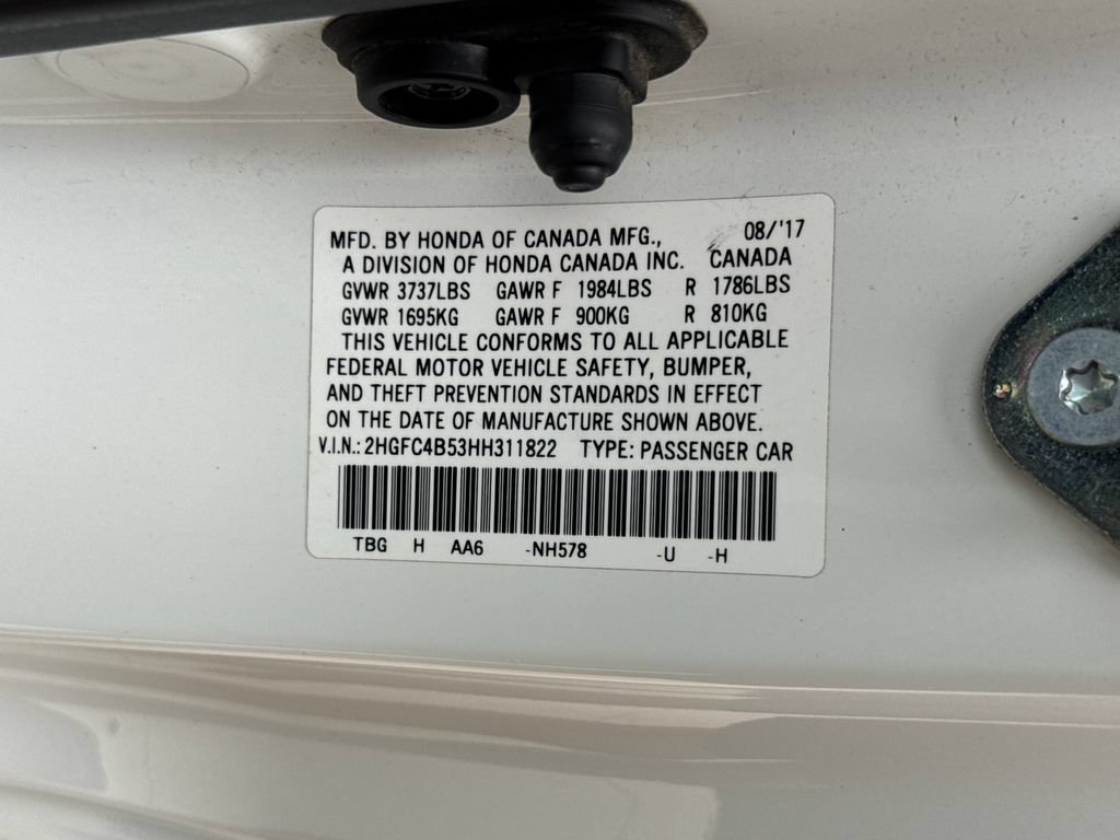 Used 2017  Honda LX image 28