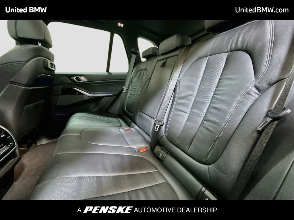 Used 2020 Dark Graphite BMW xDrive40i image 13