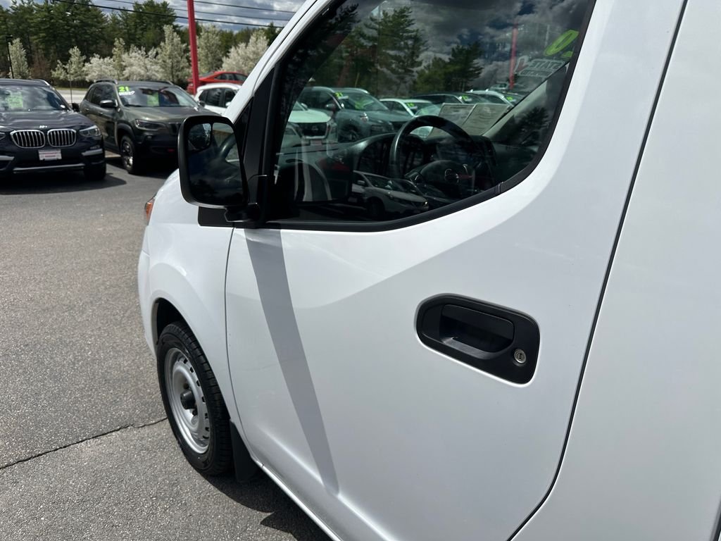 Used 2020 White Nissan S image 11