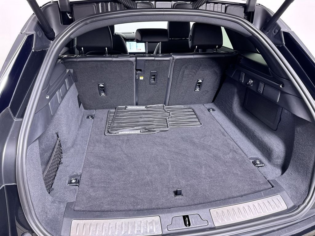 Certified Used 2025 Black Land Rover Dynamic SE image 21