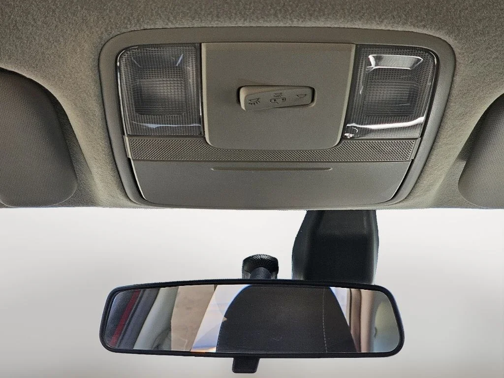 Used 2022 Red Kia LXS image 27