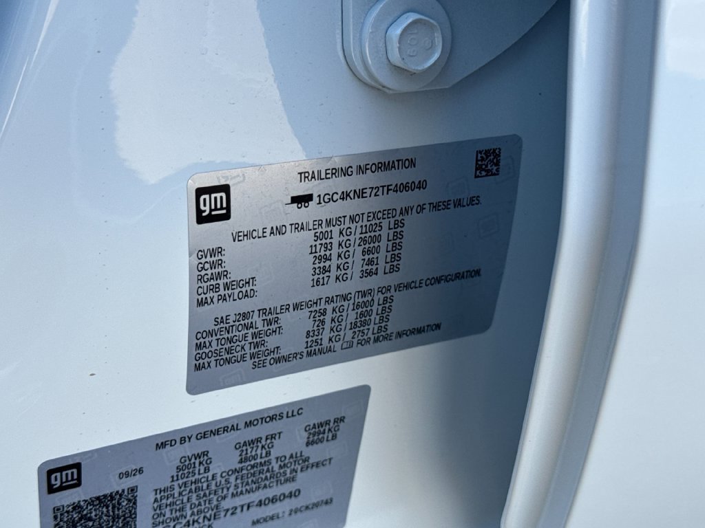 New 2026 Summit White Chevrolet LT image 25