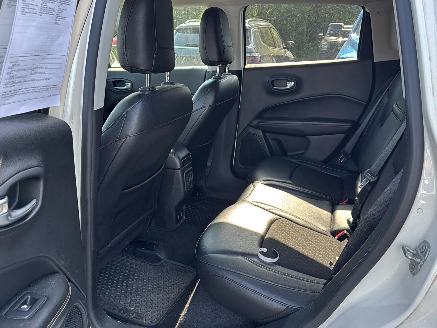 Used 2018 White Clearcoat Jeep Latitude image 6