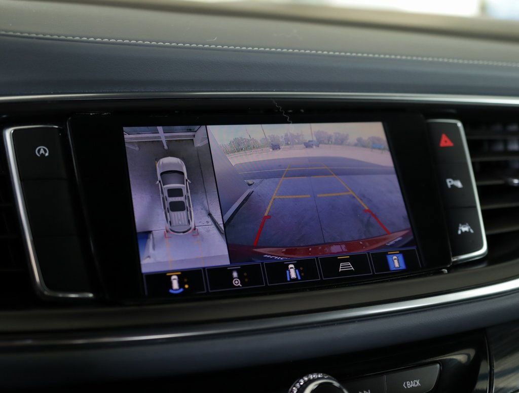 2022 Buick Enclave Essence - Photo 16