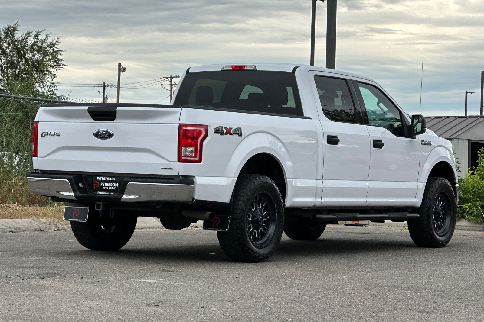 Used 2015  Ford XLT image 4