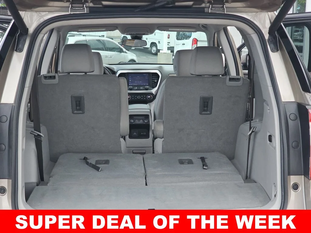 Used 2023 Gray GMC SLE image 13
