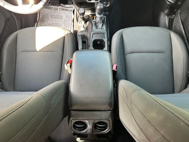 2021 Jeep Wrangler Unlimited Sahara - Photo 17