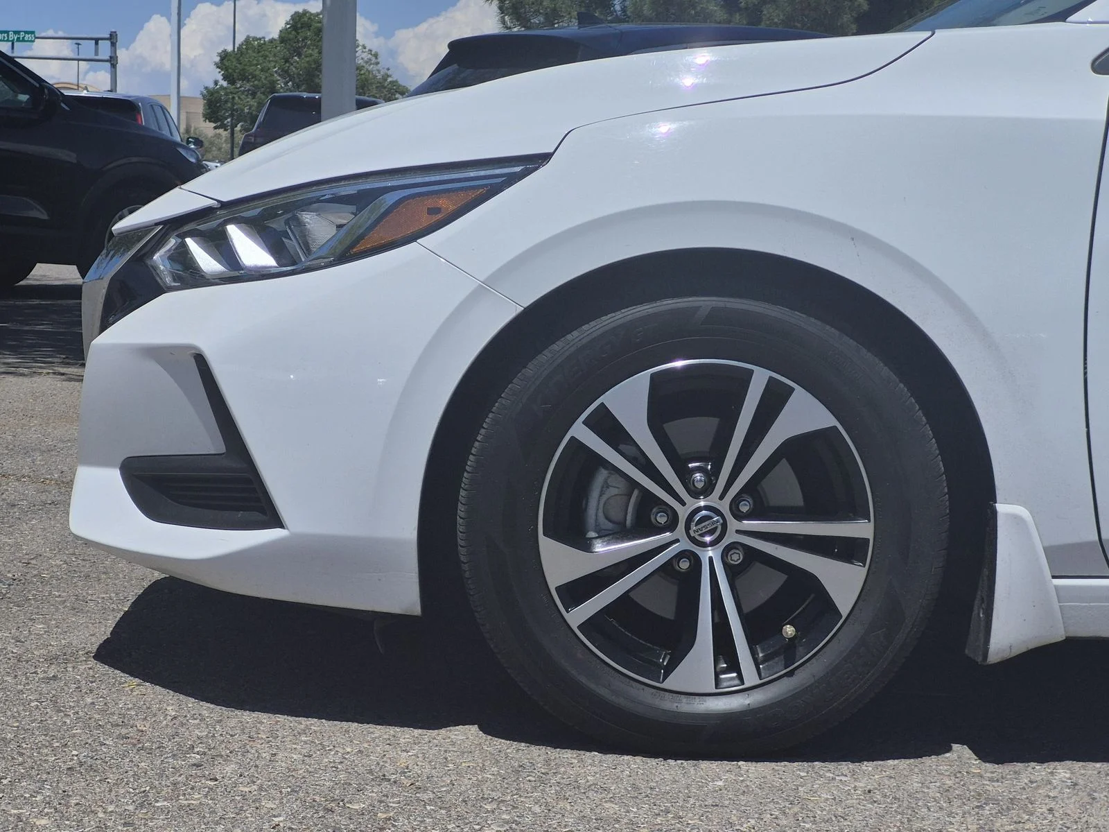 Used 2023 Fresh Powder Nissan SV image 4