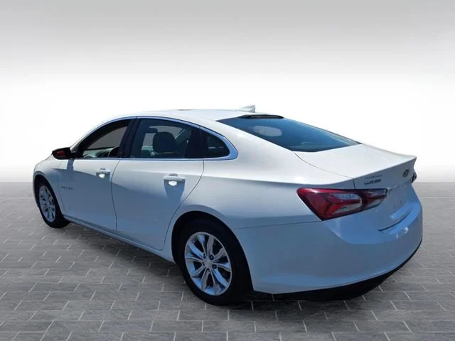 Used 2020 SUMMIT WHITE Chevrolet LT image 6